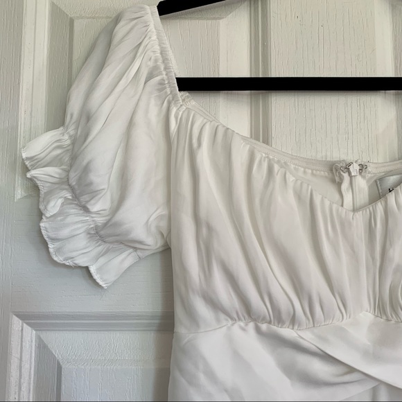 Hello Molly Proper Credit Romper - White - Picture 7 of 11